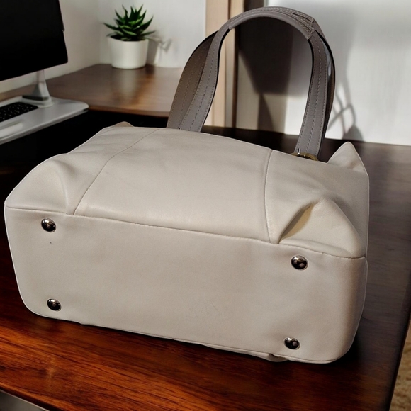 Coach Soho collection North South tote bag NWOT - Picture 4 of 16